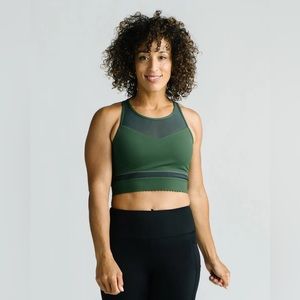 Zyia Pine Green Star Mesh Sports Bra - Size Medium